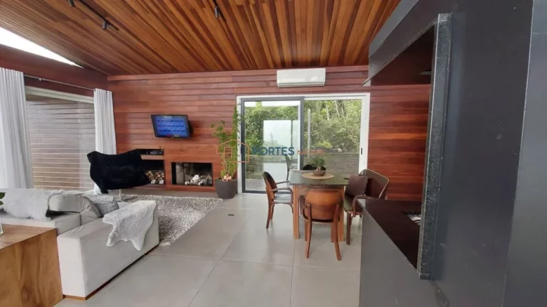 Imagem Fortes Imóveis Vende - Casa de Alto Padrão na Borussia