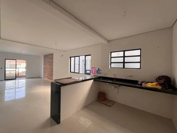 Imagem Sobreposta alta duplex com piscina, 3 suites e 2 vagas. Alto padrão no Boqueirão em Santos.