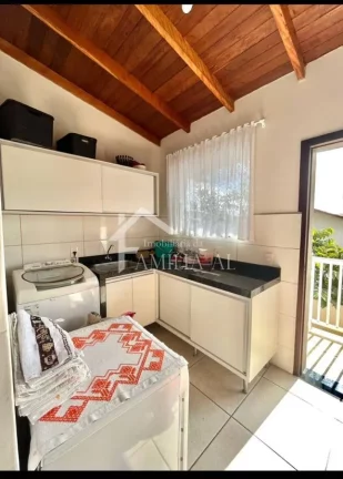 Imagem CASA TRIPLEX BAIRRO BOEHMERWALD