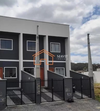 Imagem Imperdível! Casa à venda em Joinville-SC, bairro Nova Brasília. 2 quartos, 1 sala, 2 banheiros, 1 vaga de garagem. Aproveite!