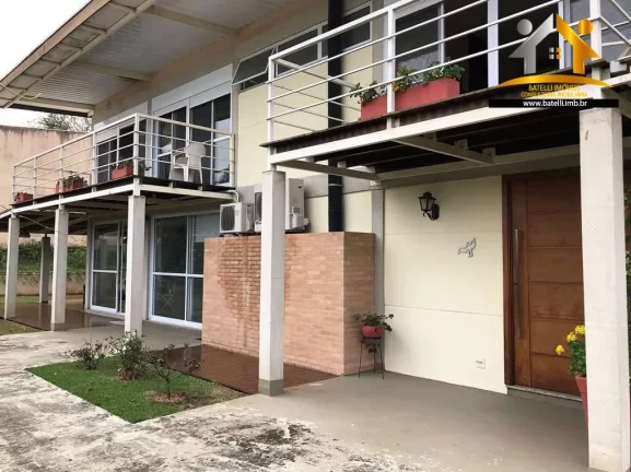 Imagem Casa à Venda na Associação Vila Santo Antonio – Granja Viana, Cotia | Batelli Imóveis