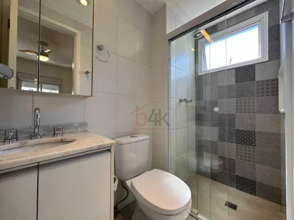 Imagem Apartamento à Venda no Brooklin: 65m², 2 Quartos, Mobiliado e Moderno