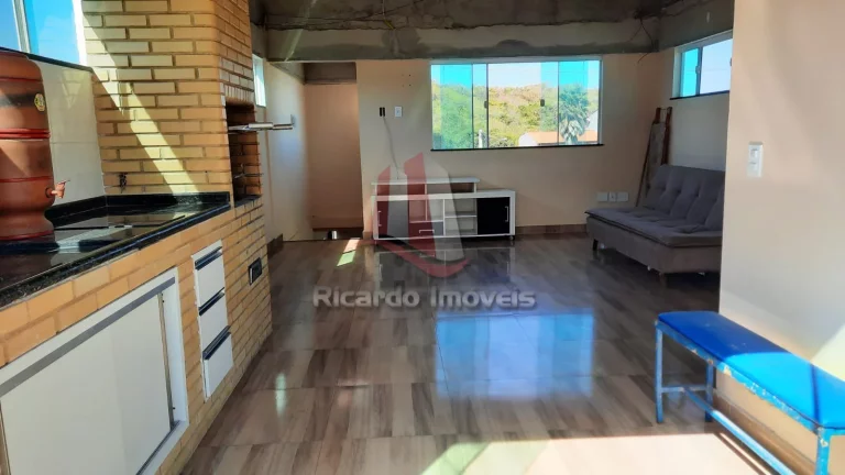 Imagem Casa Triplex c/ 3 Quartos ... Vaga de Estacionamento.