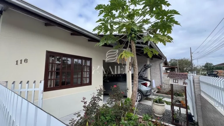 Imagem Terreno com Duas Casas Térreas – Oportunidade para Investir ou Morar Bem