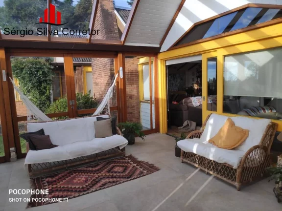 Imagem Casa a Venda Condomínio, Estilo Chalé num Terreno de 5080,00 m².