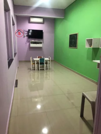 Imagem Apartamento à Venda - Penha de França, 3 dormitórios sendo uma suíte, ampla sala com dois ambientes, banheiro social, cozinha ampla, lavanderia, depen