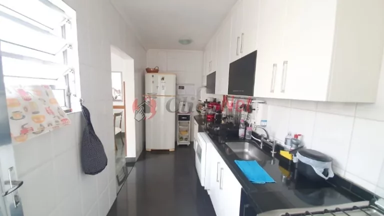 Imagem Lindo sobrado à venda ou para locação com localização privilegiada no bairro Baeta Neves, São Bernardo do Campo com 3 dormitórios, 2 WC, 4 vagas, 200m².