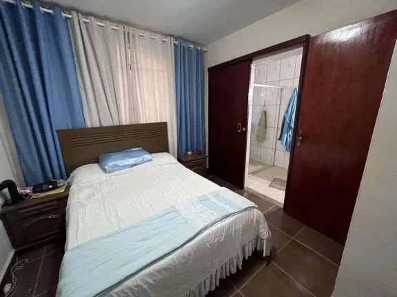 Imagem 2 casa á venda em Barbacena com 3 dormitório e 2 suítes no Santa Cecília