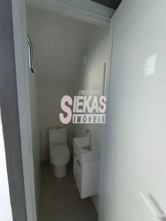Imagem Imperdível! Casa à venda em São Paulo-SP, Vila São Geraldo. 3 quartos, 1 suíte, 1 sala, 3 banheiros, 4 vagas, 170m². Venha conferir!