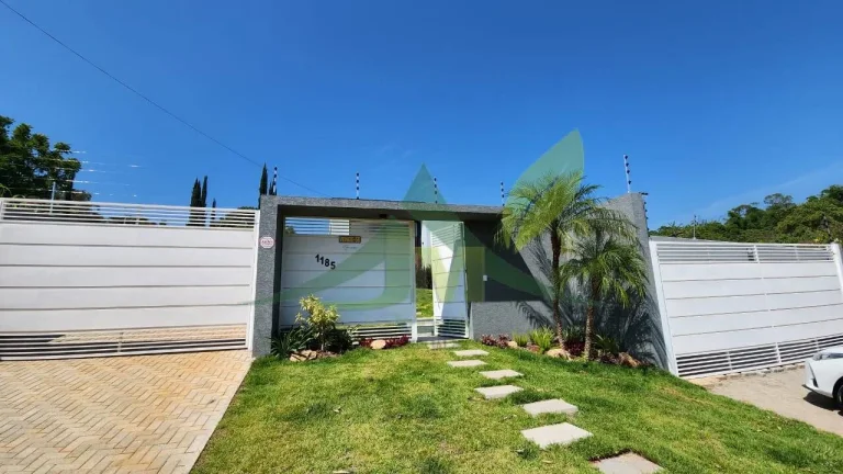 Imagem Conforto e Versatilidade: Casa Térrea com 3 Dormitórios no Jardim Estância