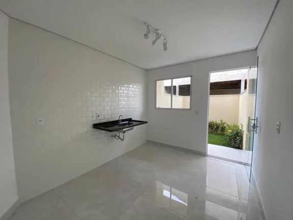 Imagem Sobrado a venda com 2 suítes no Jardim Abaeté