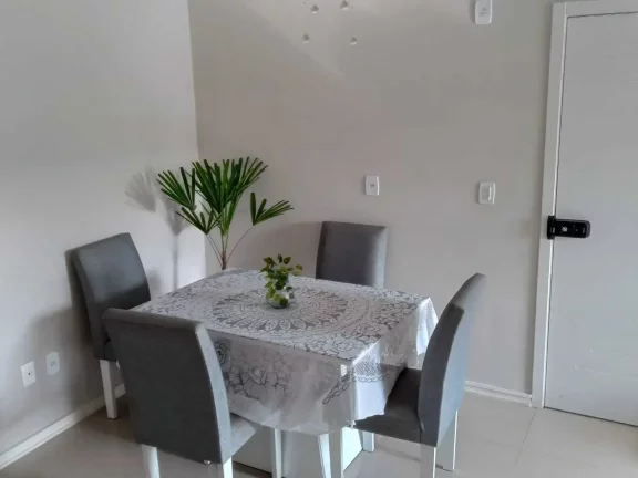 Imagem Apartamento térreo diferenciado 2 dormitórios, sendo 1 suíte e 1 vaga no Centro de Camboriú