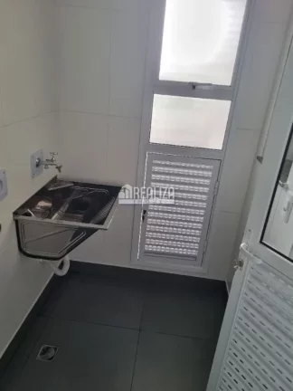 Imagem Apartamento no Condomínio Brisas da Fonte, no Centro de Uberaba com 2 dormitórios e suíte!