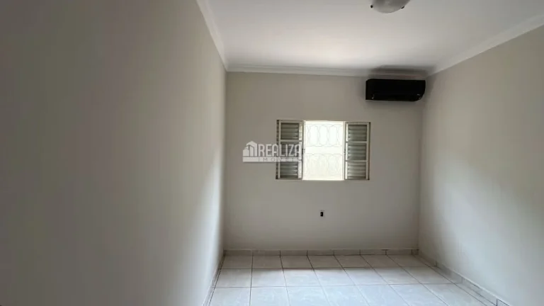 Imagem Casa para Alugar no Parque das Américas, em Uberaba