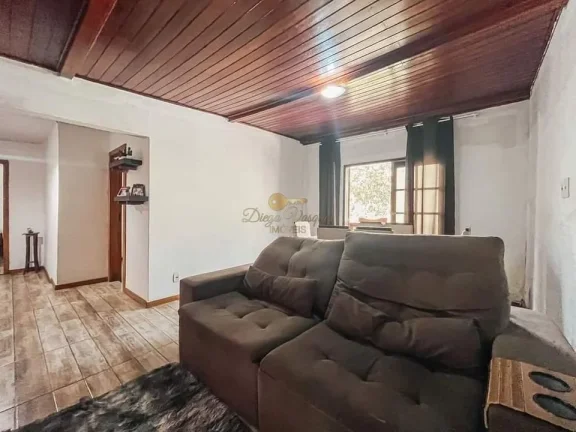 Imagem Casa em Condomínio para Venda em Teresópolis / RJ no bairro Colônia Alpina