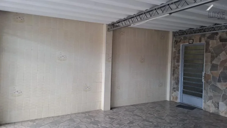 Imagem Casa à venda em São José dos Campos, Vila Tatetuba - 180m²