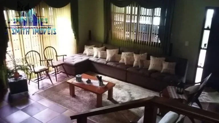 Imagem CASA DE CHÁCARA EM CONDOMÍNIO FECHADO, RÚSTICO EM COTIA, KM 30