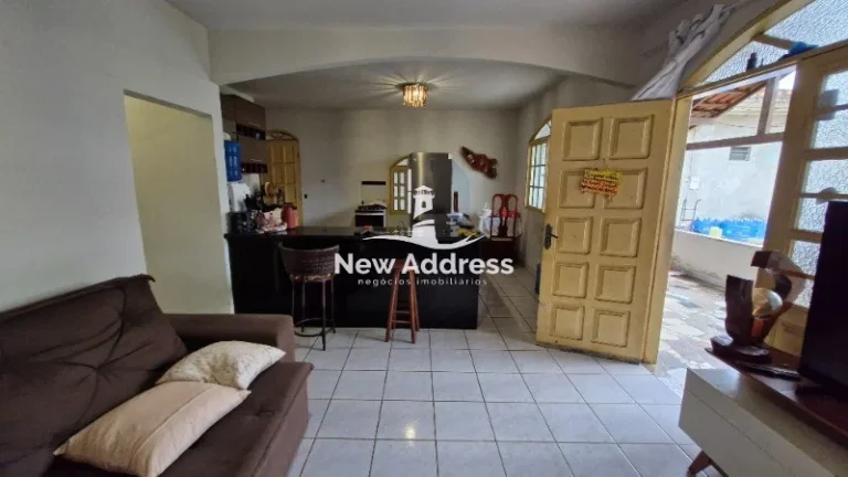 Imagem Casa com 'ponto comercial' em terreno de 300m² à venda em Ponta da Fruta - Vila Velha