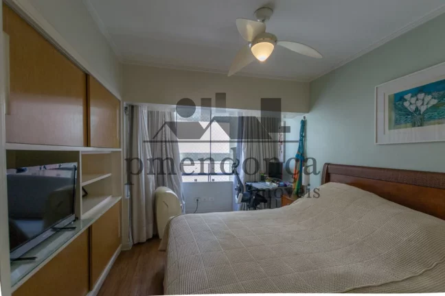 Imagem Apartamento reformado em Perdizes com 137m², 3 quartos (1 suíte) e 2 vagas