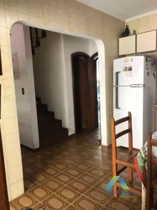Imagem Santo André Sobrado amplo, 4 dormitórios, edícula, espaço gourmet, 2 vagas.