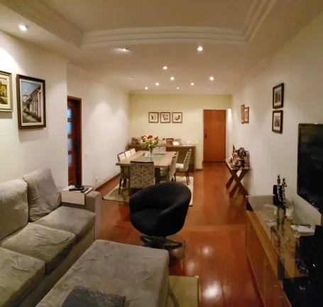 Imagem Amplo apartamento à venda em Santos na Ponta da Praia