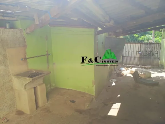 Imagem Casa / Sobrado para Venda em Limeira, Parque Hippolyto, 3 dormitórios, 2 banheiros, 3 vagas