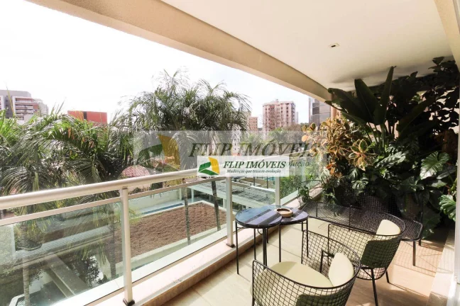 Imagem Lindo apartamento para venda com 157 m² com 3 suítes, 3 garagens no miolo do Cambuí - Campinas - SP