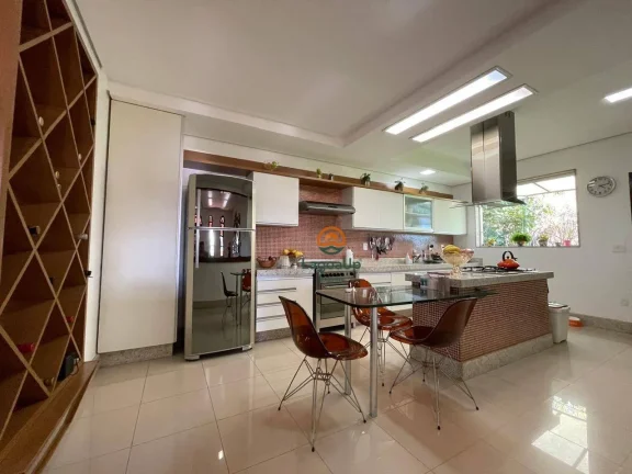 Imagem Casa com 3 dormitórios à venda, 261 m² por R$ 1.690.000,00 - Praia Angélica - Lagoa Santa/MG