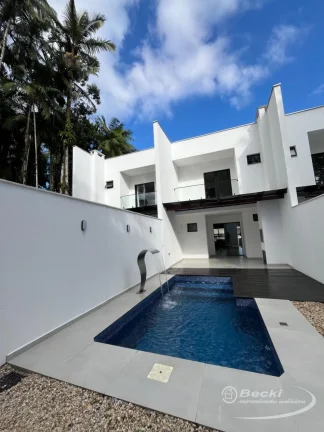 Imagem Casa no Residencial Kieper bairro Atiradores - Joinville