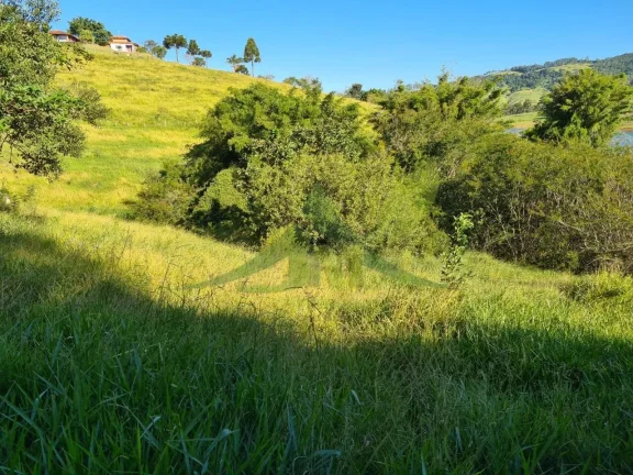 Imagem Belíssimo Terreno na Beira da Represa em Piracaia