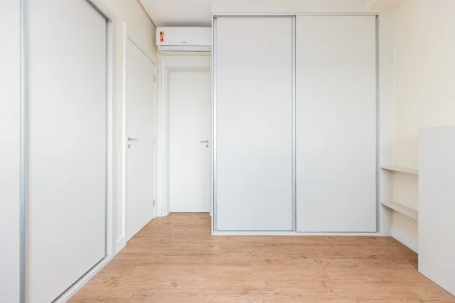 Imagem Apartamento 72M², 2Q, 1 Suíte, 2 Banheiros, 2 Vagas, Academia, Piscina, Churrasqueira, Piscina Aquecida e Coberta, Quadra Squash, Cinema, SPA, Gerador