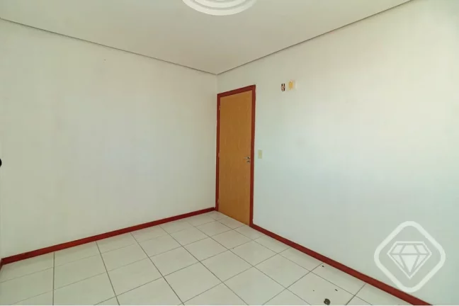 Imagem Apartamento pronto para morar na Avenida Cavalhada
Dois dormitórios, sacada com churrasqueira e vag...