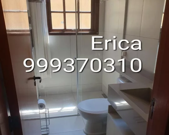 Imagem Sobrado em condomínio 4 suítes, 2 vagas FL11