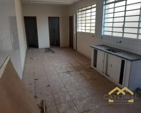 Imagem Prédio Comercial na Vila Arens
