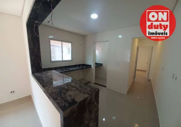 Imagem Casa com 2 dormitórios à venda, 60 m² por R$ 360.000,00 - Parque Bitaru - São Vicente/SP