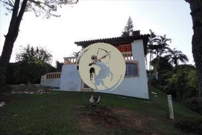 Imagem MARAVILHOSA CASA EM CONDOMINIO FECHADO ESTUDA PERMUTA TOTAL OU PARCIAL.