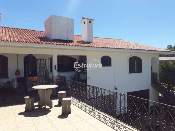 Imagem Excelente casa comercial próxima ao Colégio Militar