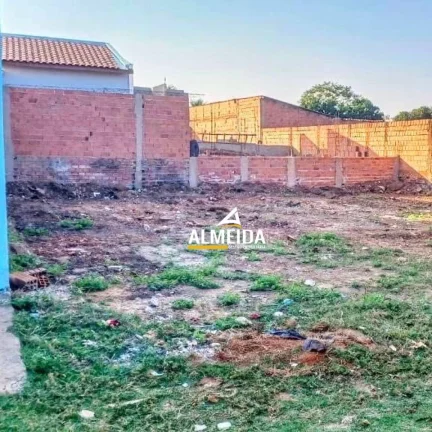 Imagem Terreno à venda, 211 m² por R$ 110.000,00 - Jardim Nova Rio Claro - Rio Claro/SP