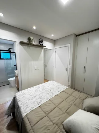 Imagem Apartamento Mobiliado com 2 Dormitórios sendo 1 Suíte na Anita Garibaldi em Joinville - SC