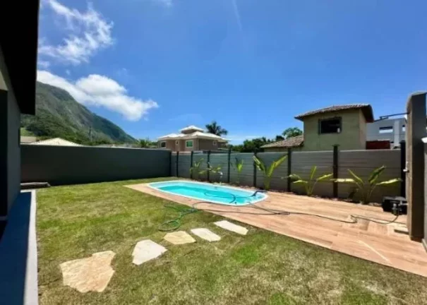 Imagem Casa de condomínio à venda em Maricá, Cajueiros (Itaipuaçu), com 3 quartos, 162m2