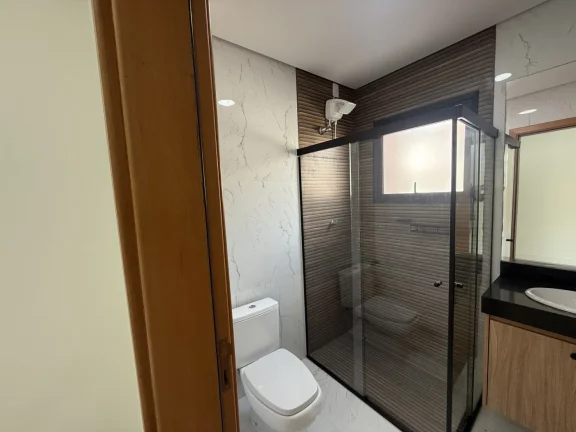 Imagem Casa à Venda com Piscina e Planejada na Cozinha em Cajamar