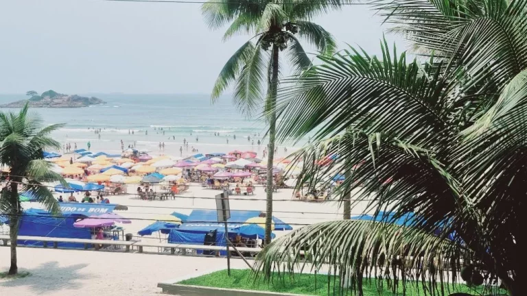 Imagem Apartamento com 2 dormitórios à venda, 100 m² - Pitangueiras - Guarujá/SP