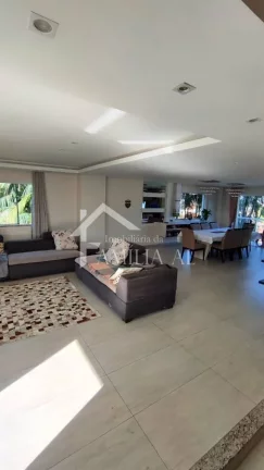 Imagem Sobrado no Iririu com 350m²