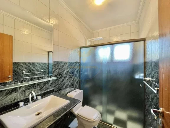 Imagem Casa em Condomínio a Venda no bairro Granja Viana - Carapicuíba, SP