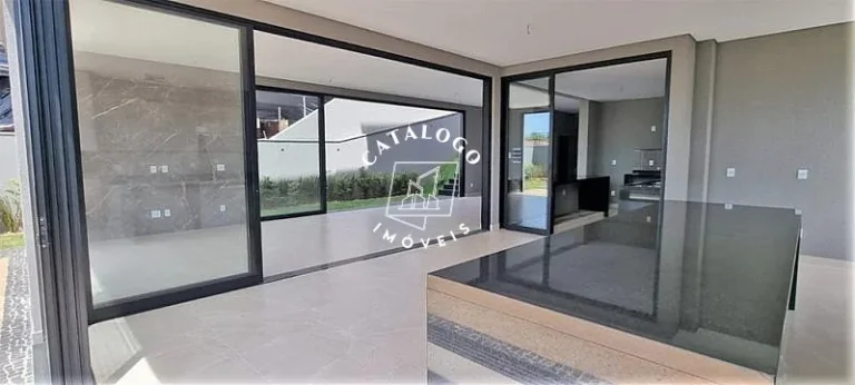 Imagem Casa em Condomínio a Venda no bairro Residencial e Empresarial Alphaville - Ribeirão Preto, SP