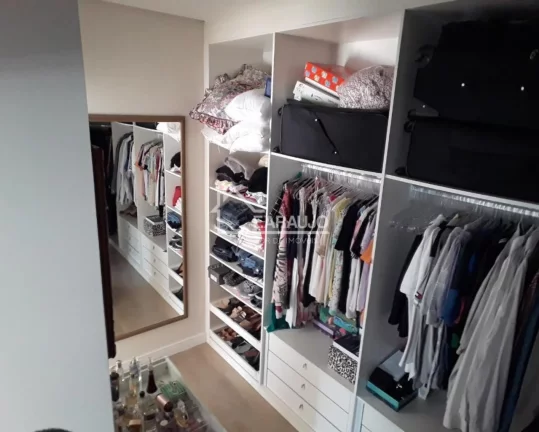 Imagem Casa em Condomínio à venda em Alphaville Nova Esplanada com 264m² 3 suítes, 6 vagas