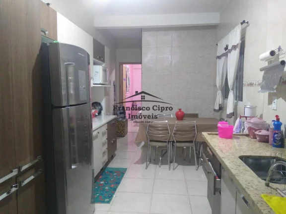 Imagem Casa à venda no bairro Vila dos Comerciarios - Guaratinguetá/SP