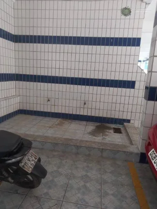Imagem Oportunidade Única: Apartamento Compacto Pé na Areia no Jardim Guilhermina, Praia Grande!