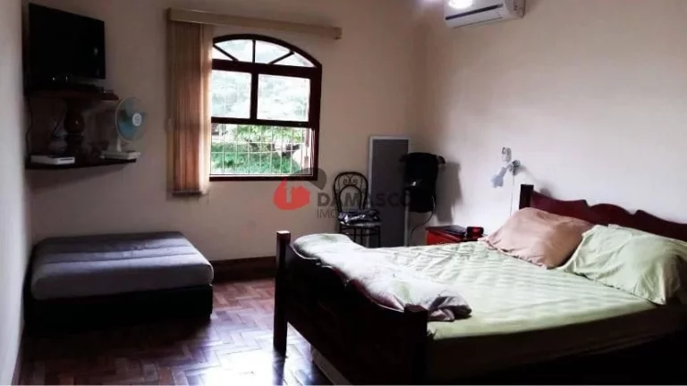 Imagem Sobrado à venda 3 Quartos, 1 Suite, 2 Vagas, 350M², Barcelona, São Caetano do Sul - SP