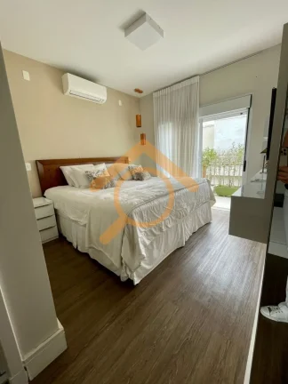 Imagem Casa em Condomínio de Luxo na Vila Cruzeiro - 4 Quartos, 2 Suítes, 2 Salas, 5 Banheiros, 3 Vagas de Garagem, 267m²